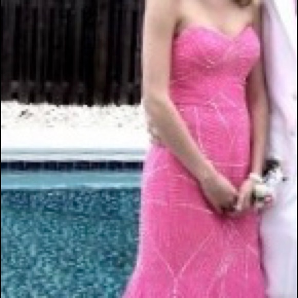 PROM DRESS - Picture 3 of 5